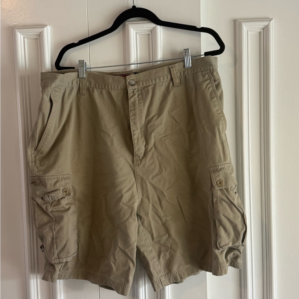 Northpeak Men's Tan Cargo Shorts